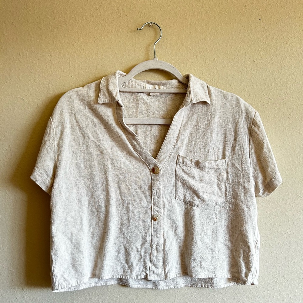 Love Notes Cropped Linen Shirt